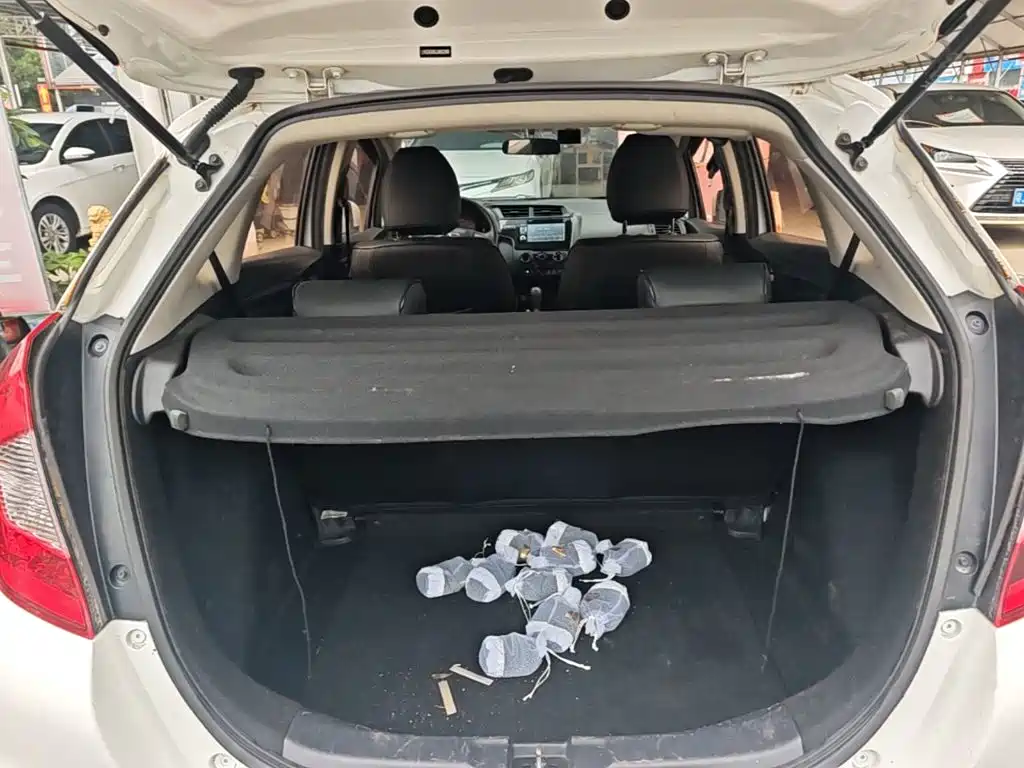 Honda Fit 2018 — фото 19