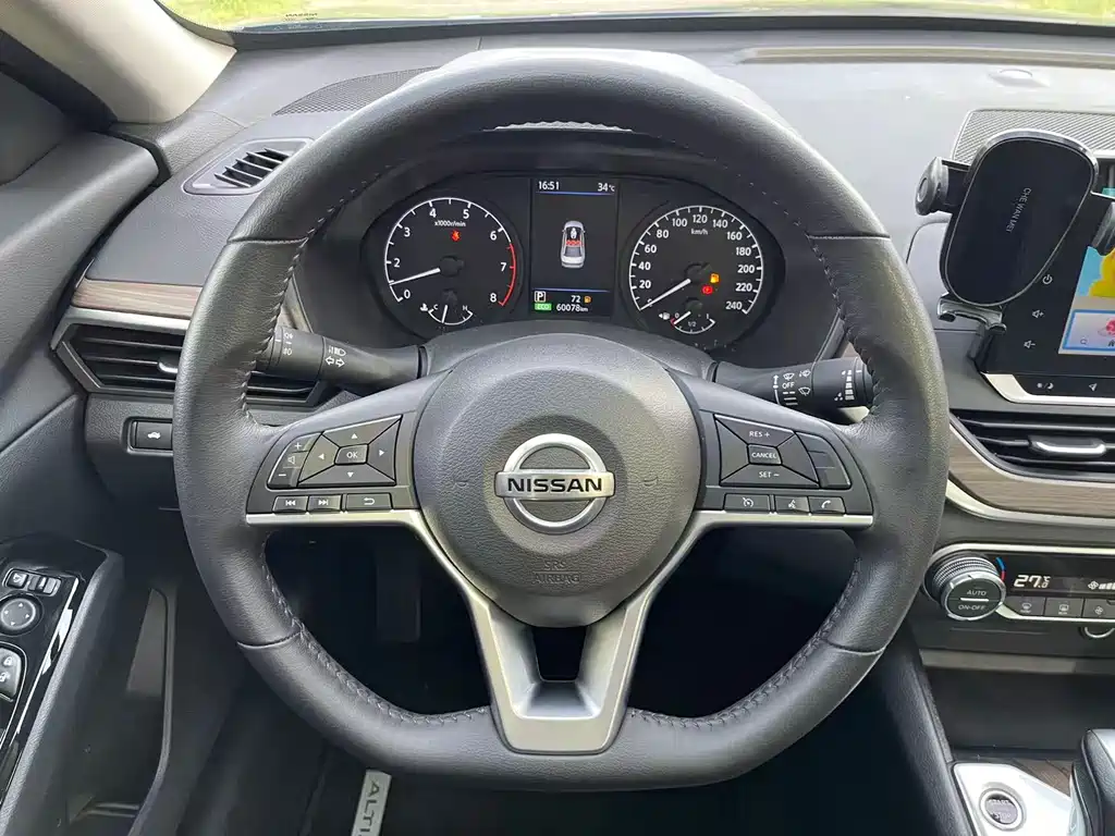 Nissan Teana 2022 — фото 18