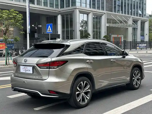 Lexus RX 2020