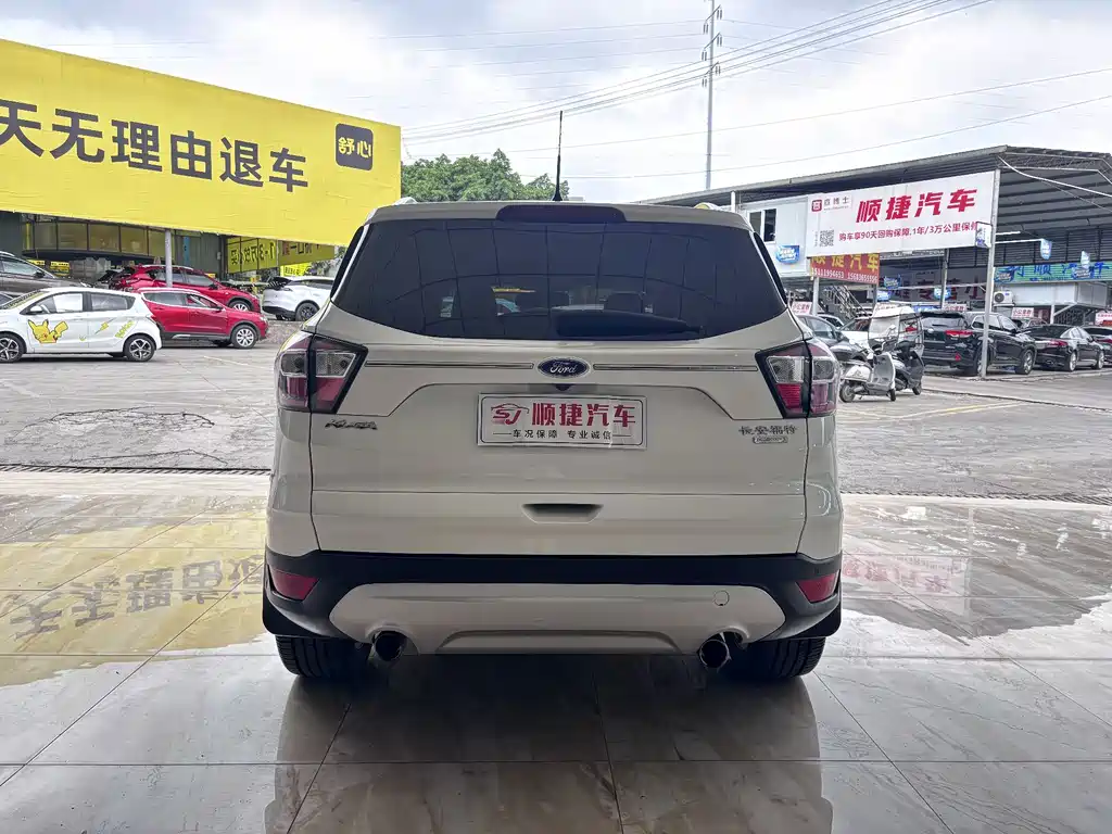 Ford Kuga 2016 — фото 10