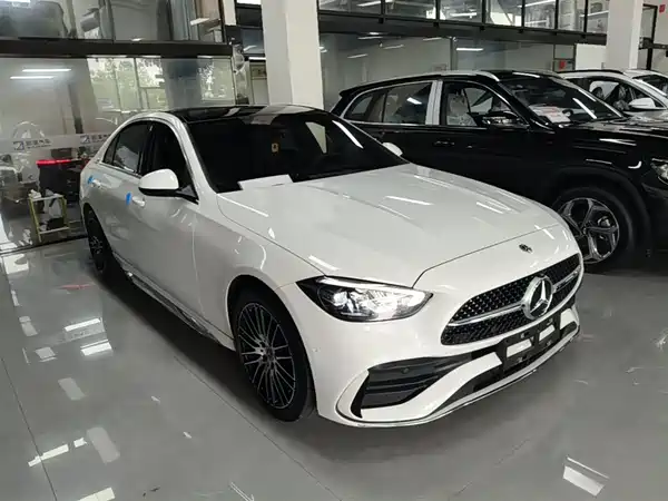 Mercedes-Benz C-Class 2023