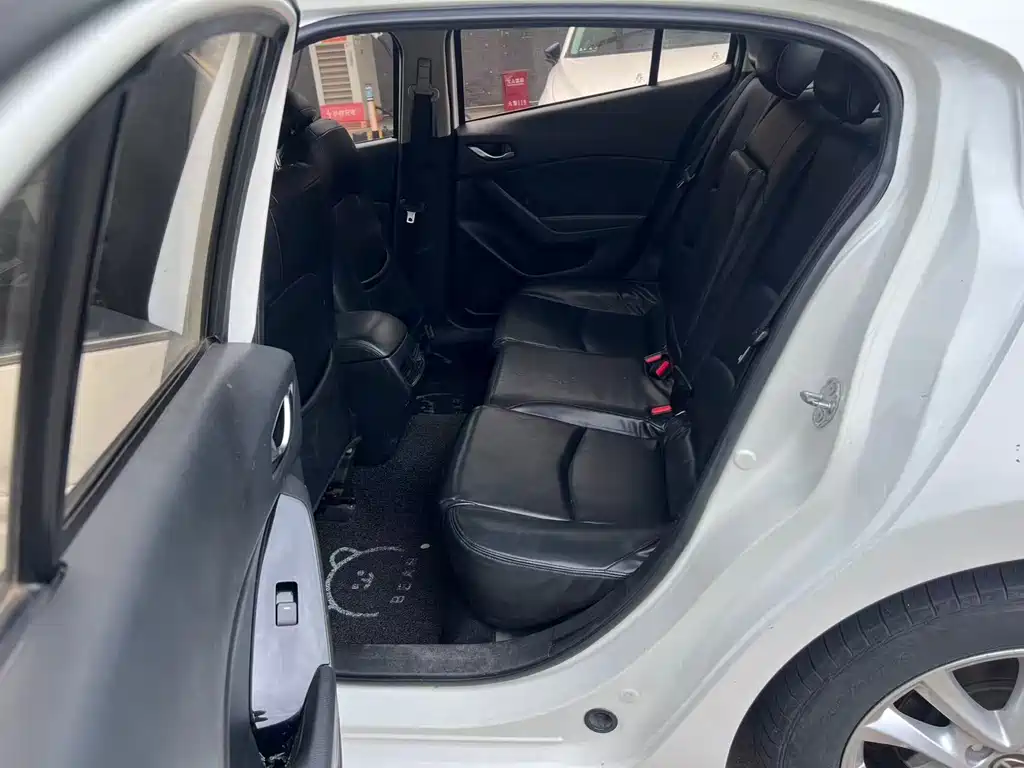 Mazda 3 Angkesela 2018