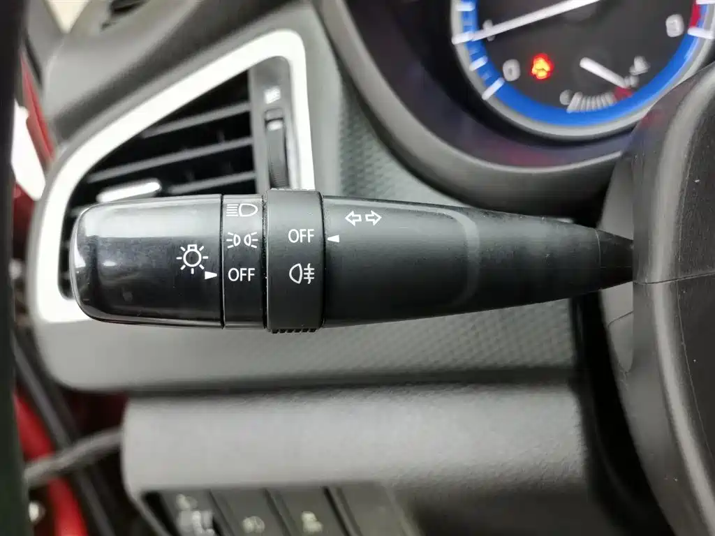 Suzuki S-Cross 2015 — фото 21