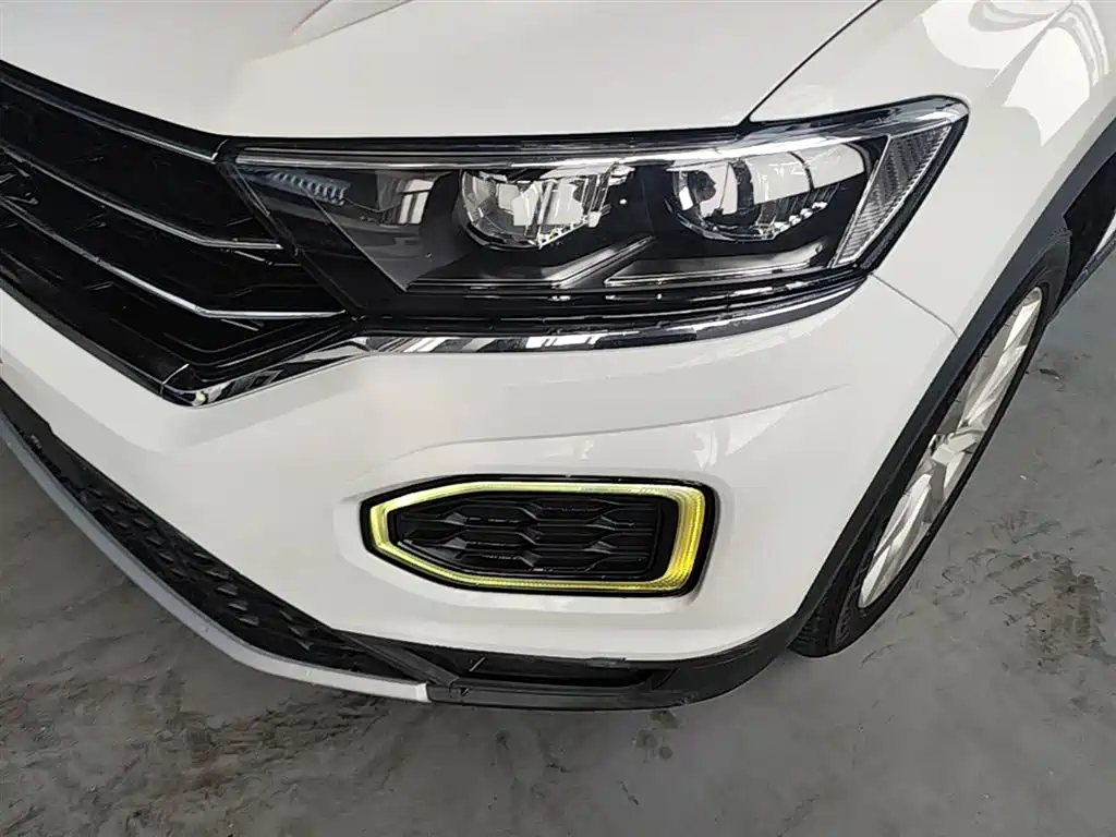 Volkswagen T-Roc 2021 — фото 24