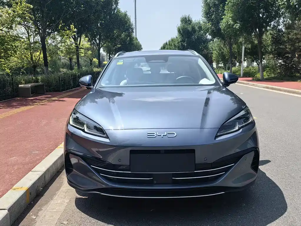 BYD Seal 06 DM-i Wagon 2026 — фото 2