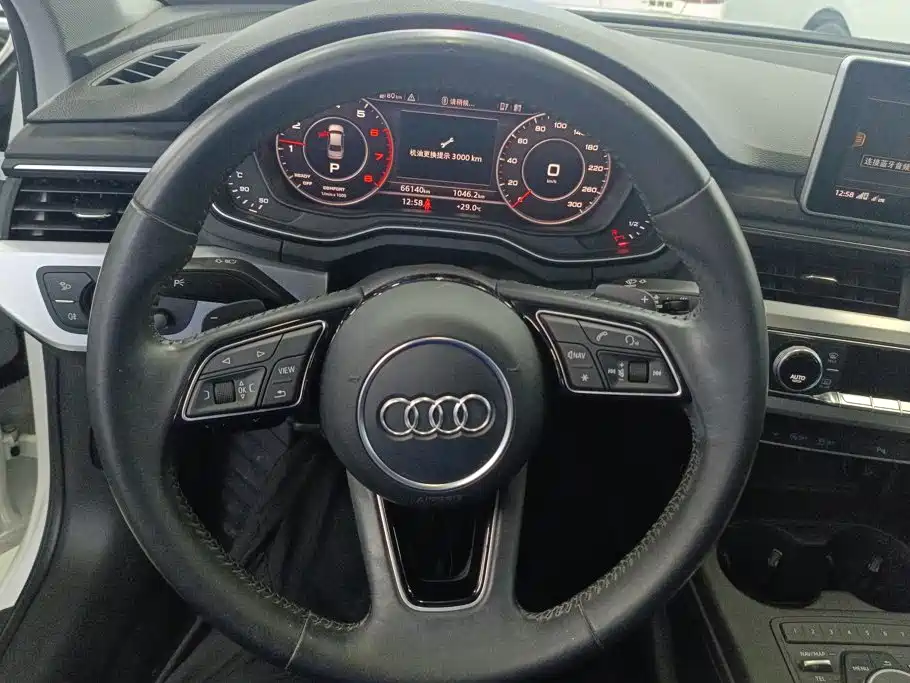 Audi A4L 2018 — фото 15