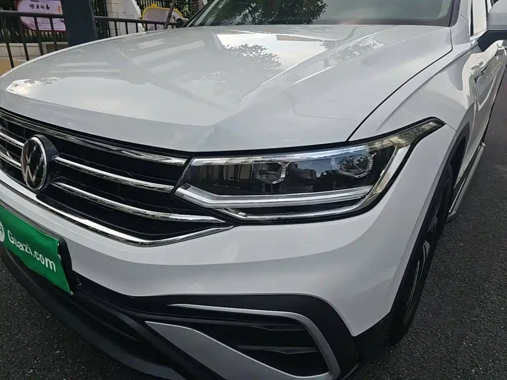 Volkswagen Tiguan L 2021 — фото 24
