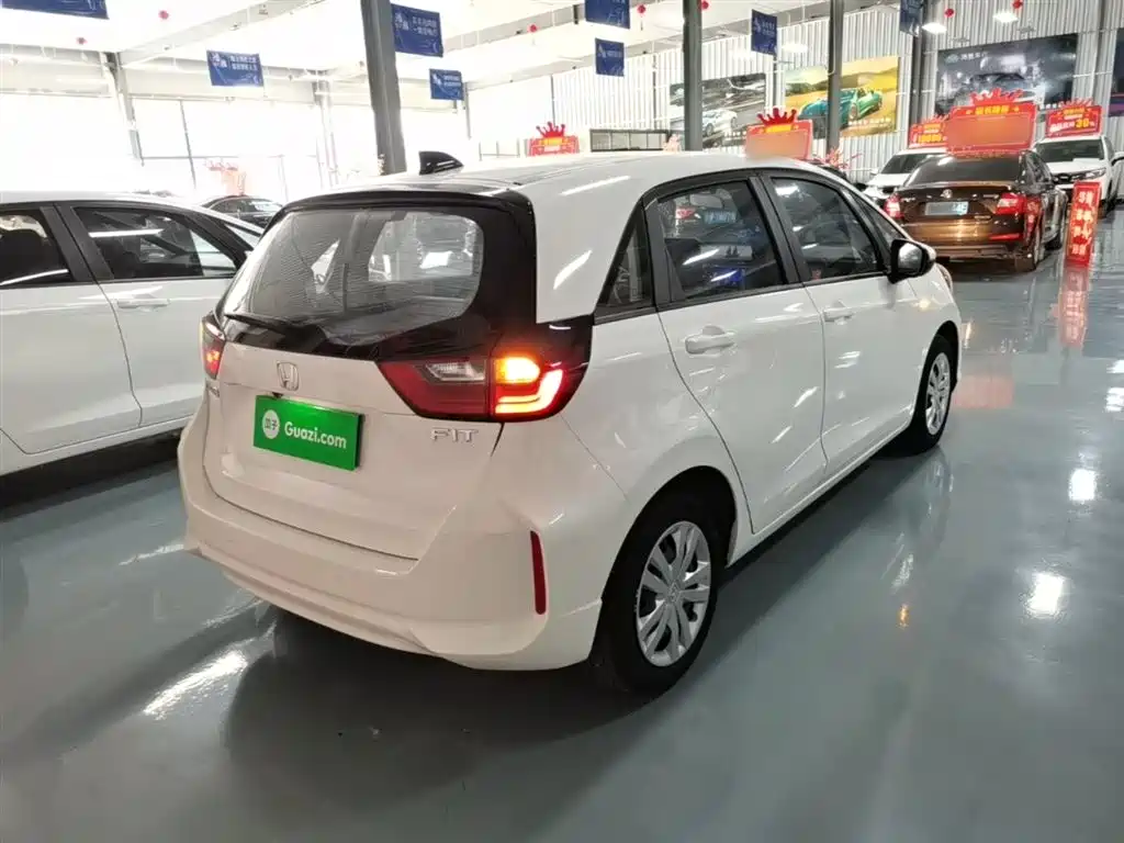 Honda Fit 2023 — фото 7