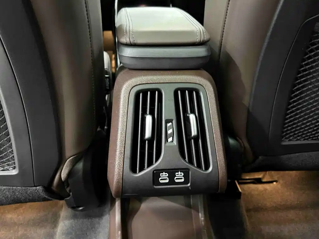 BMW X1 2024 — фото 15