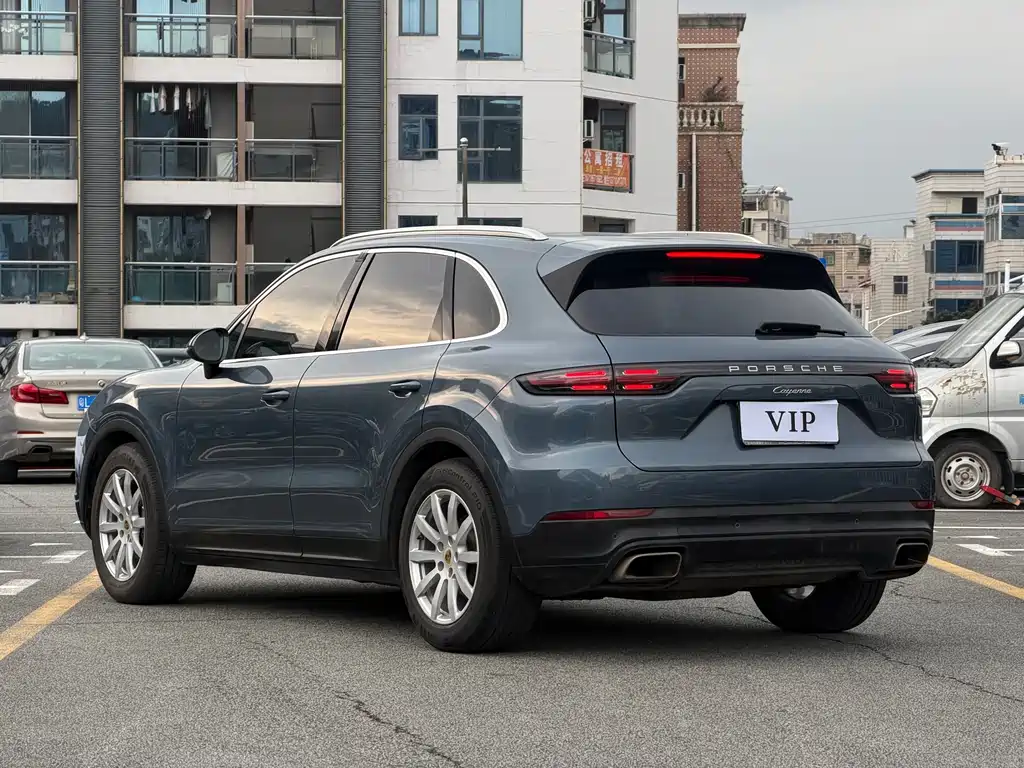 Porsche Cayenne 2019