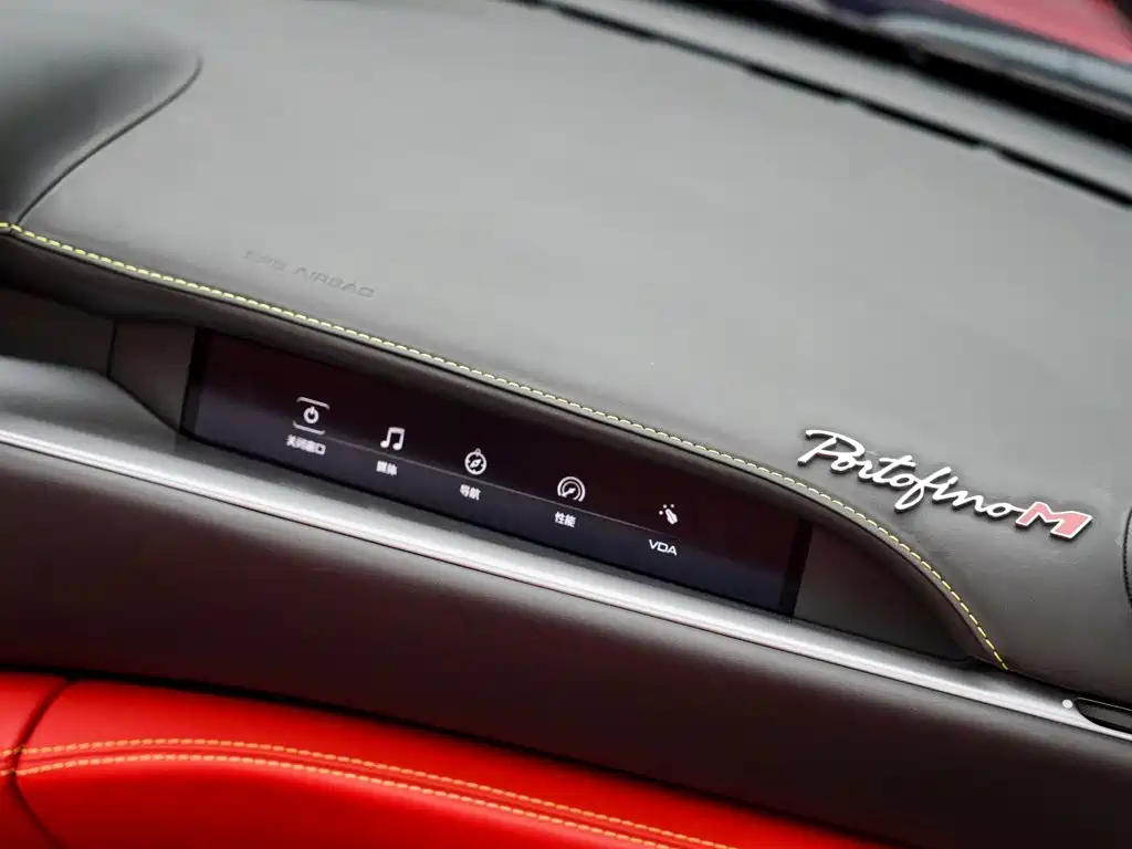 Ferrari Portofino 2023 — фото 18