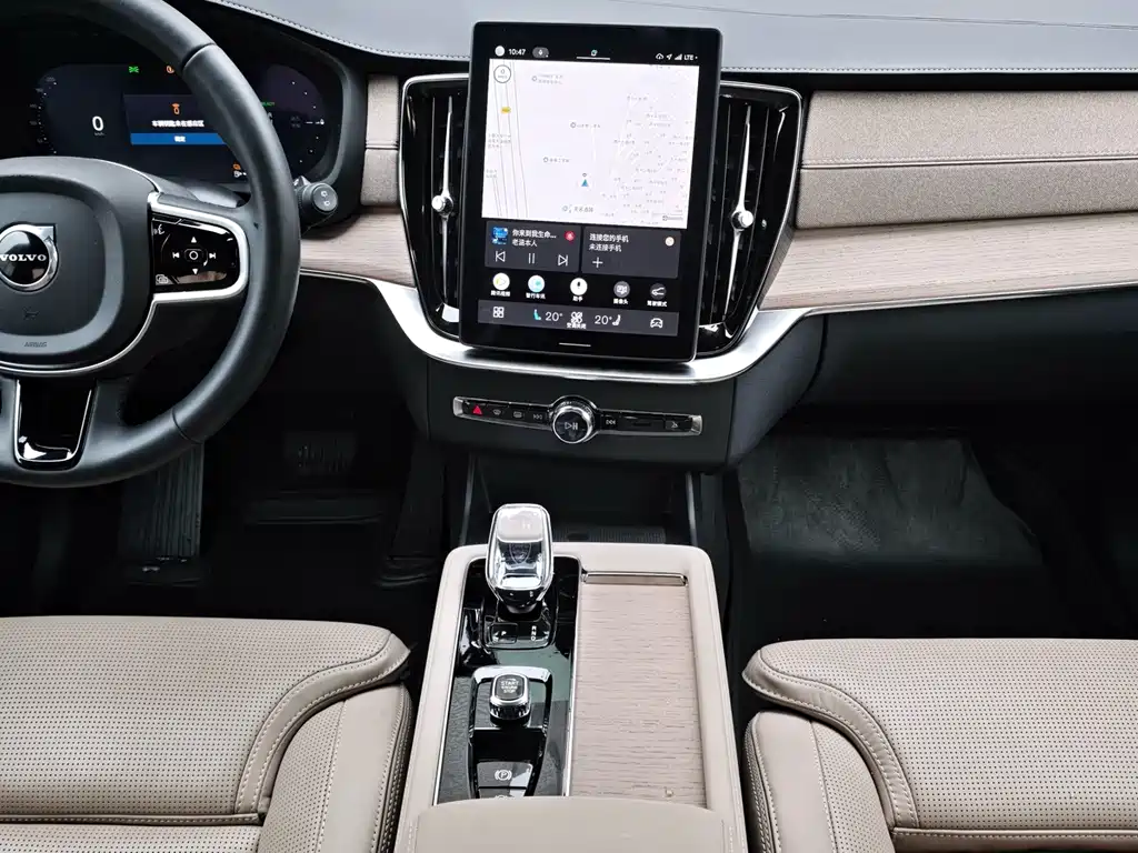 Volvo XC90 PHEV 2025 — фото 16