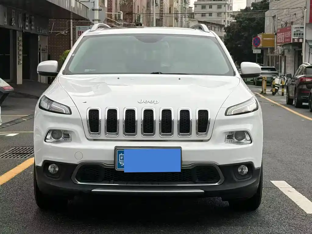 Jeep Cherokee 2018 — фото 2