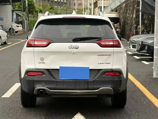Jeep Cherokee 2018
