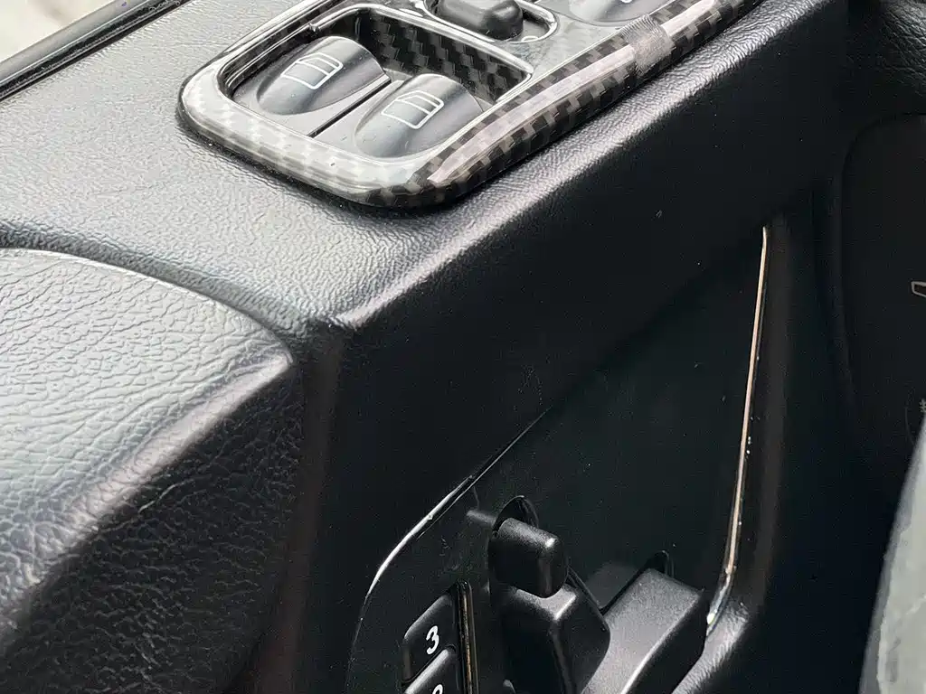 Mercedes-Benz G-Class AMG 2010 — фото 17