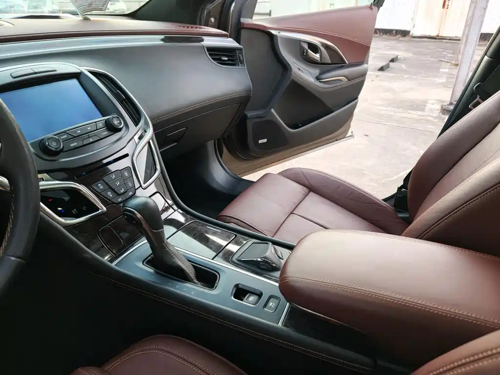 Buick LaCrosse 2014 — фото 10