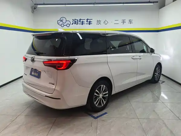 Buick GL8 2021