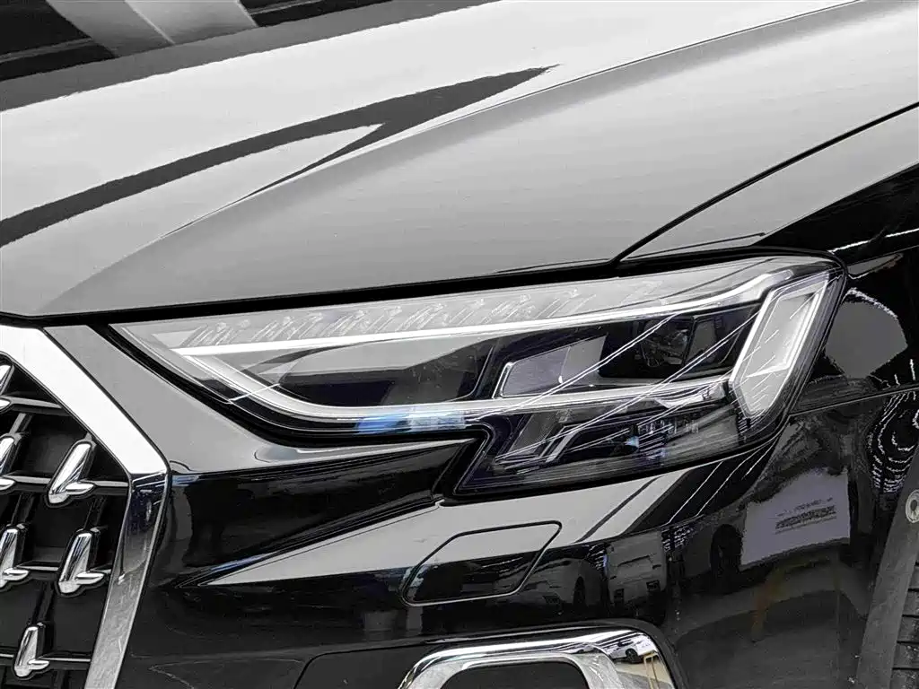 Audi A8 2023