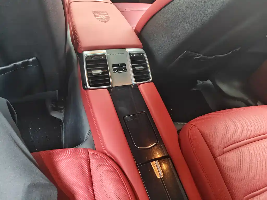 Porsche Panamera 2015 — фото 10