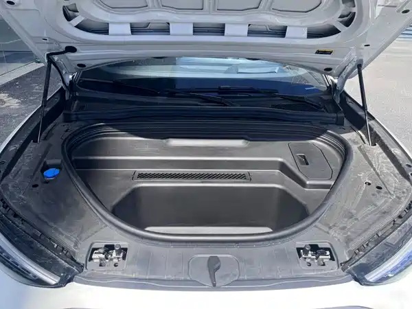 Audi Q6L E-Tron 2025