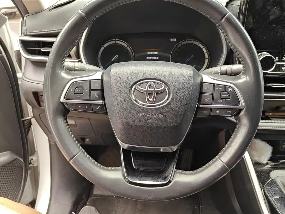 Toyota Highlander 2022 — фото 15