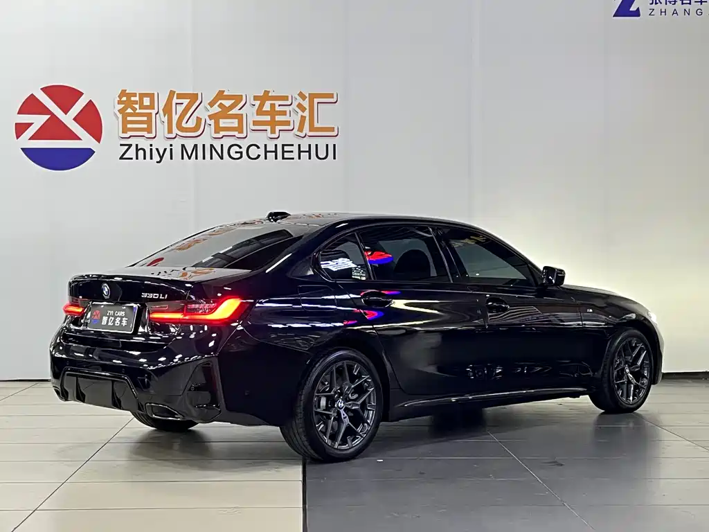 BMW 3 Series 2025