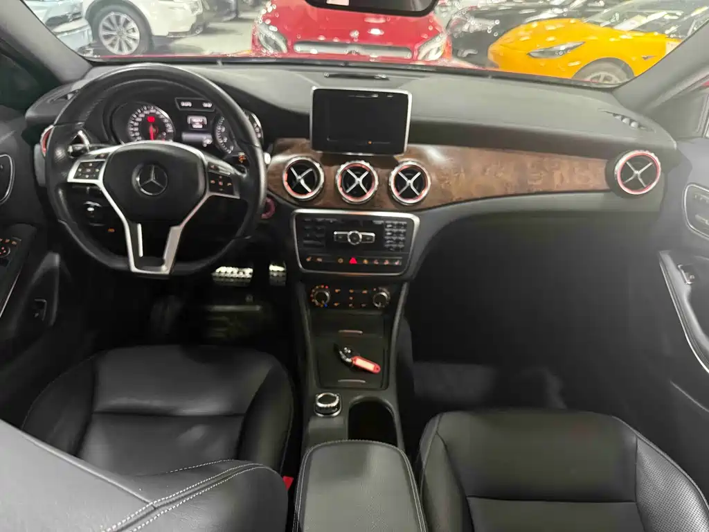 Mercedes-Benz GLA 2016 — фото 20