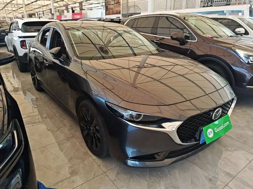 Mazda 3 Axela 2025