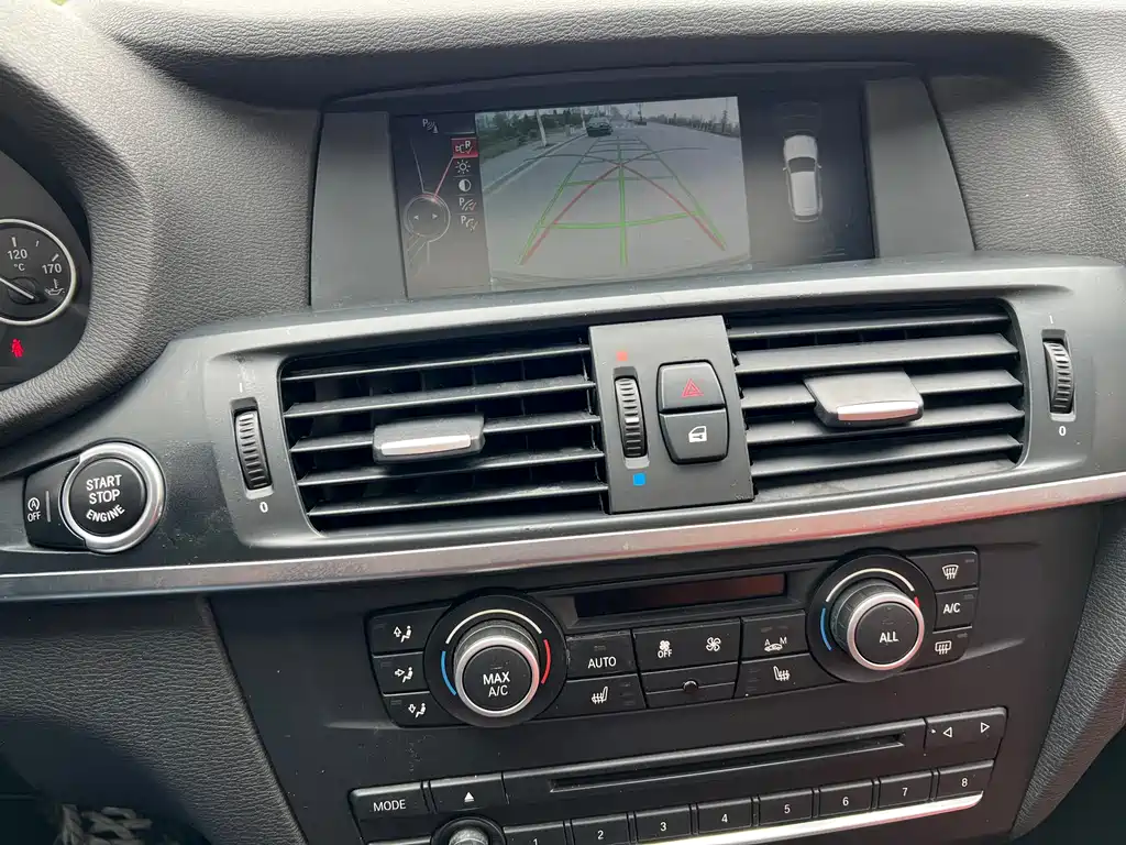BMW X3 2014 — фото 17