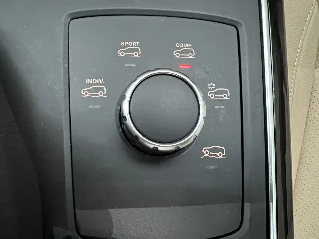 Mercedes-Benz GLE 2018 — фото 40