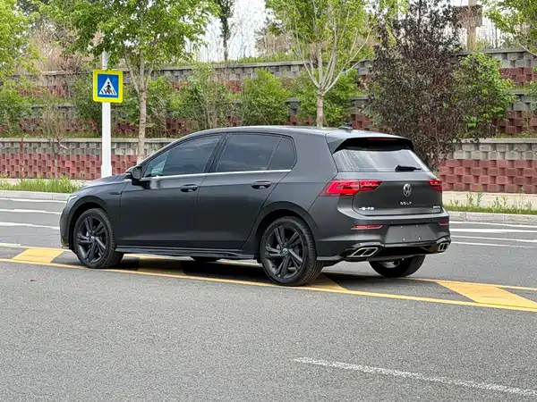 Volkswagen Golf 2022