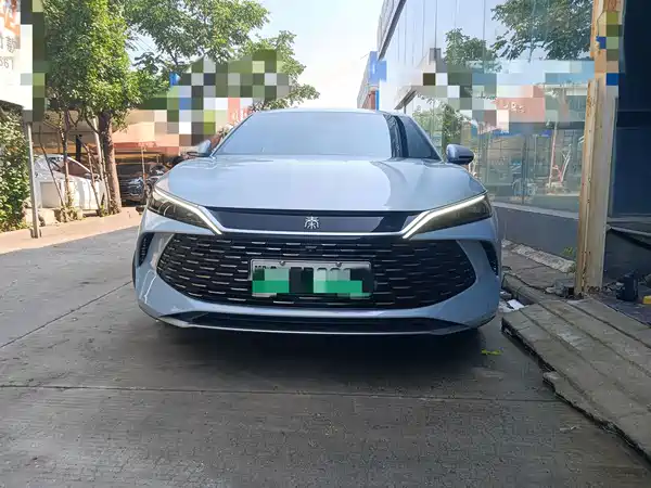 BYD Qin L 2024