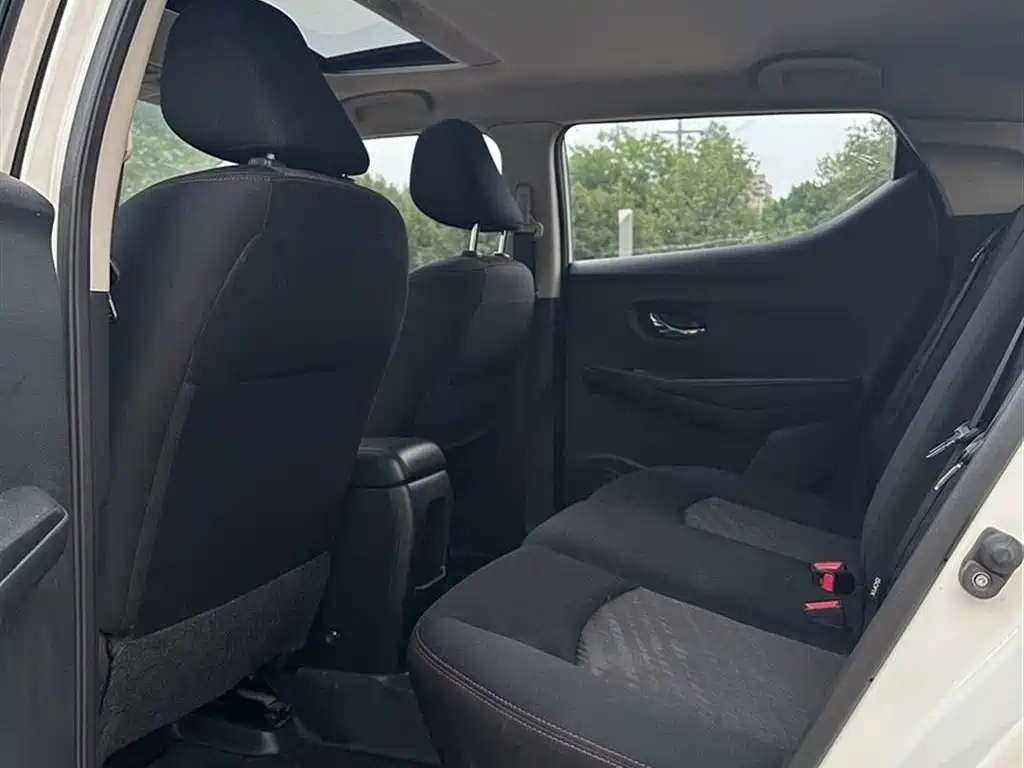 Nissan Bluebird 2019