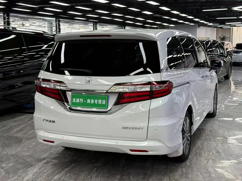 Honda Odyssey 2019 — фото 4