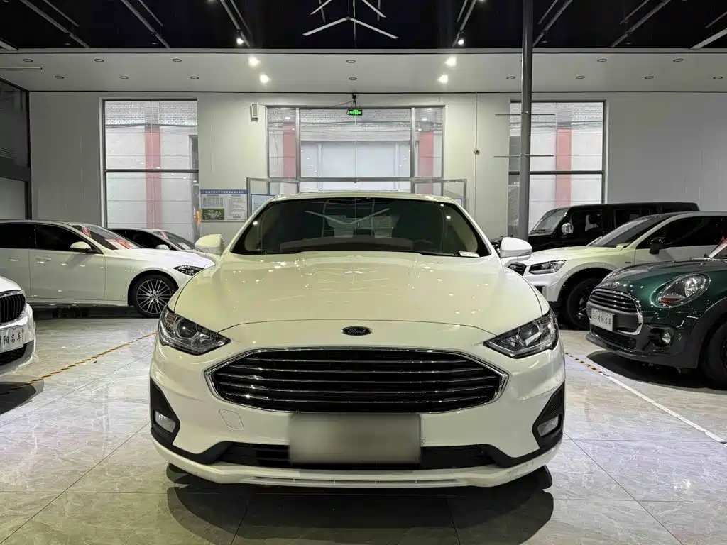 Ford Mondeo 2022 — фото 10
