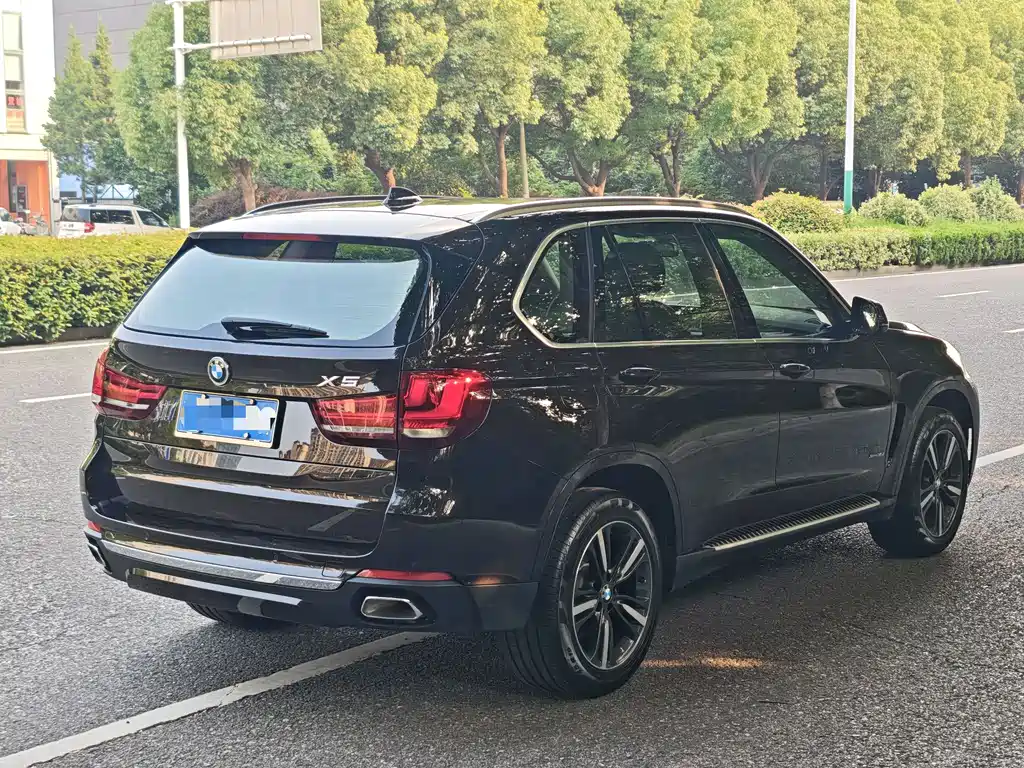 BMW X5 2017 — фото 30