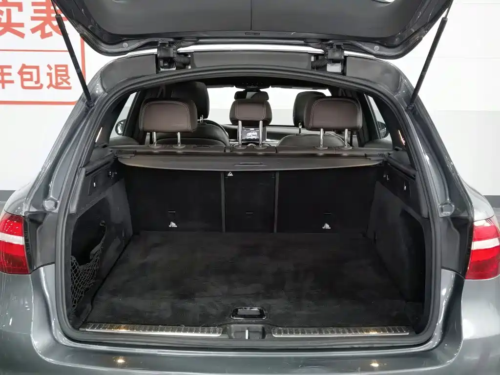 Mercedes-Benz GLC 2017 — фото 16