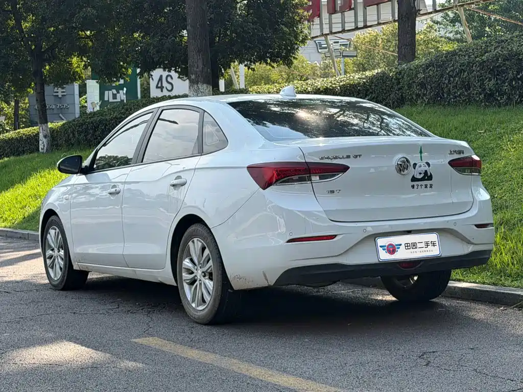 Buick Excelle 2020