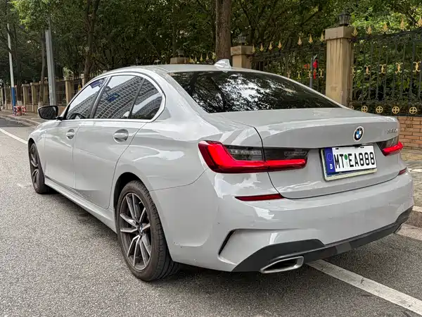 BMW 3 Series 2022