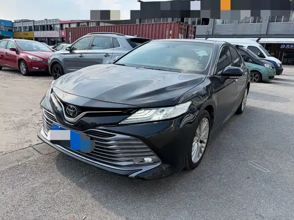 Toyota Camry 2019