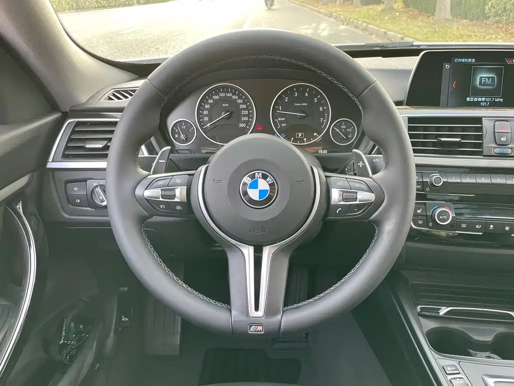 BMW 3 Series GT 2019 — фото 12