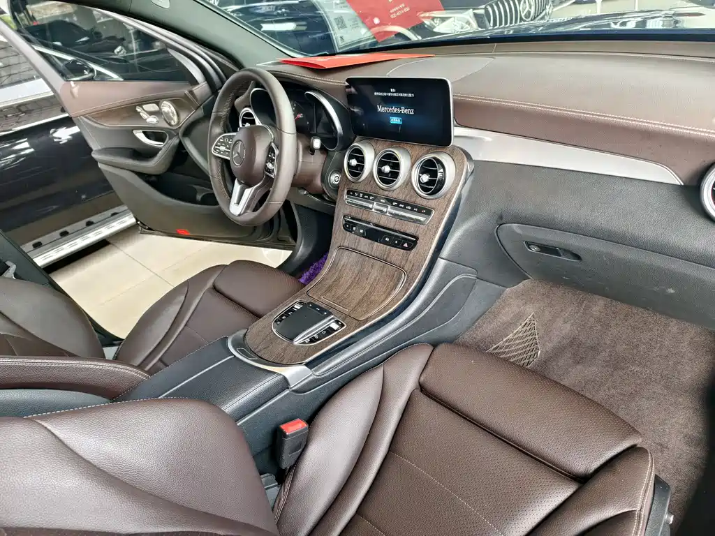 Mercedes-Benz GLC 2020