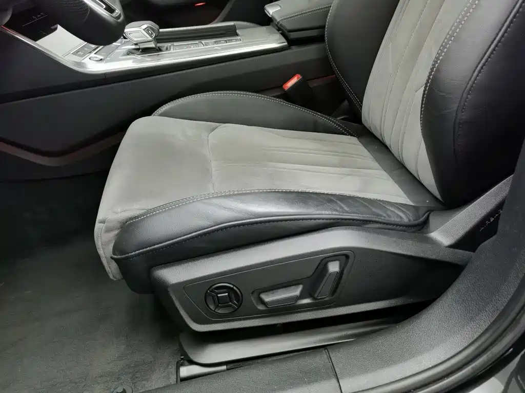 Audi A6L 2021 — фото 20