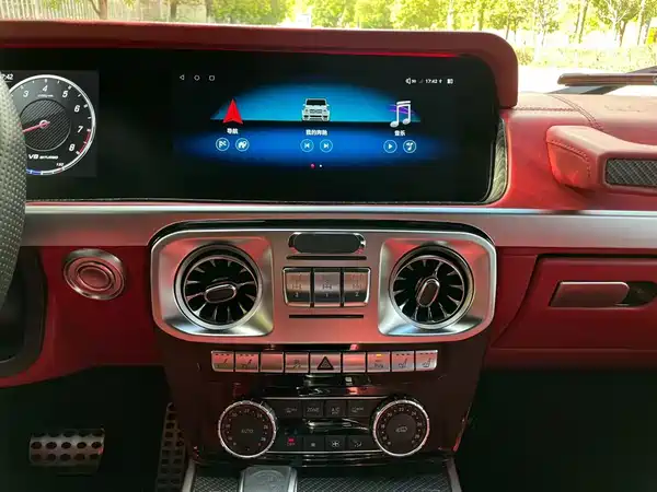 Mercedes-Benz G-Class 2014