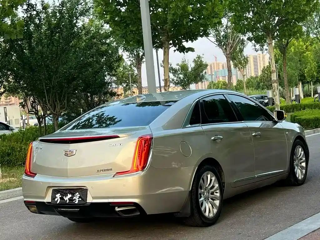 Cadillac XTS 2018 — фото 6