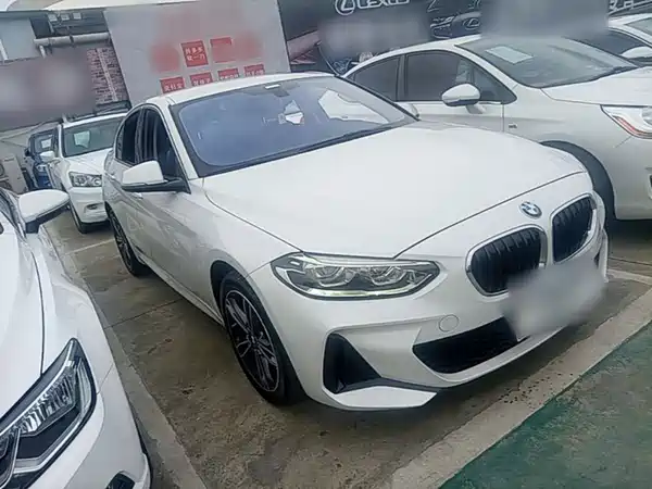 BMW 1 Series 2022