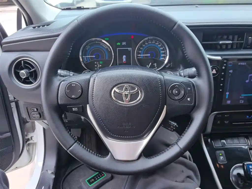 Toyota Corolla 2019 — фото 11