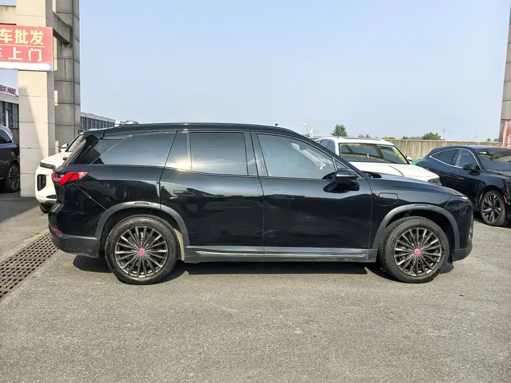 NIO ES8 2019