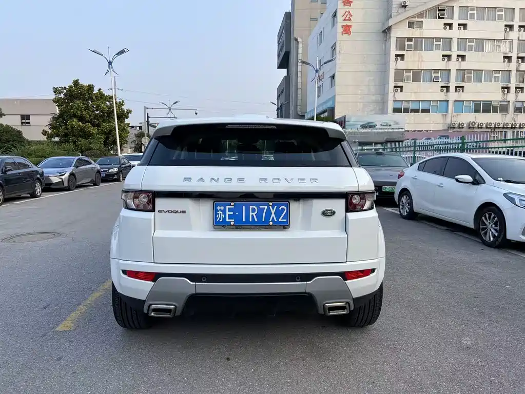 Land Rover Evoque 2015