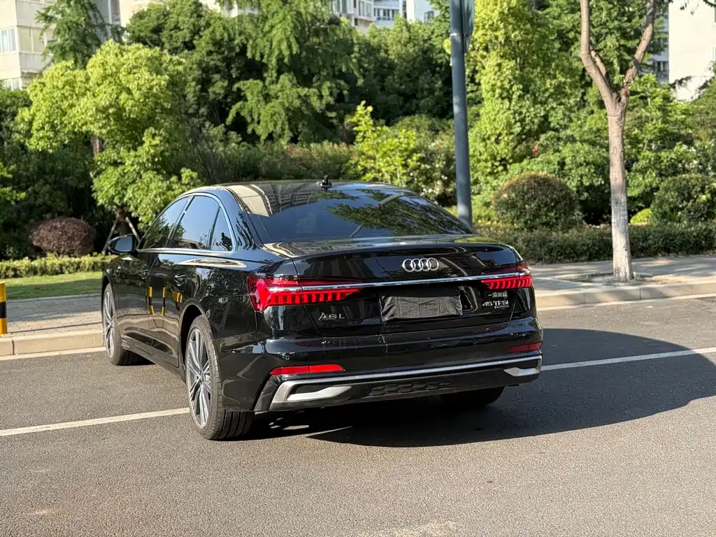 Audi A6L 2024